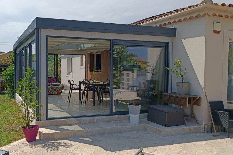 Extension à Saint Chamas - Alizée toit plat, réalisée par Vie & Véranda Salon de Provence